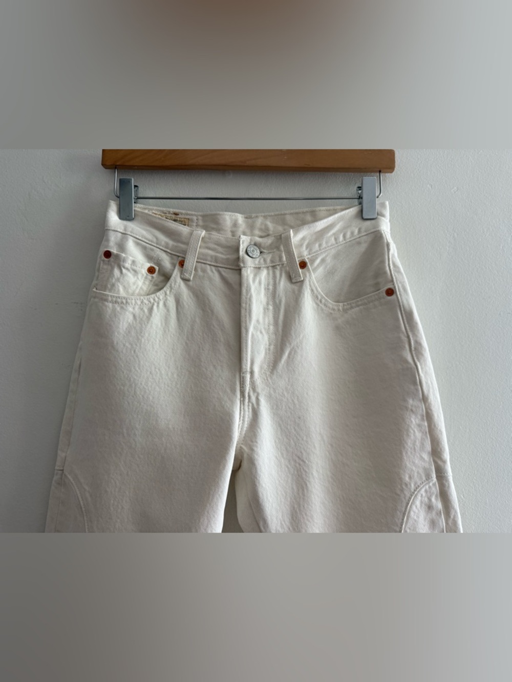 Levi’s 501 Off White Straight Leg, Raw Hem, Button Fly Jeans - Picture 10 of 16